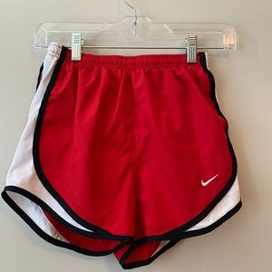 NIKE TEMPO SHORTS
